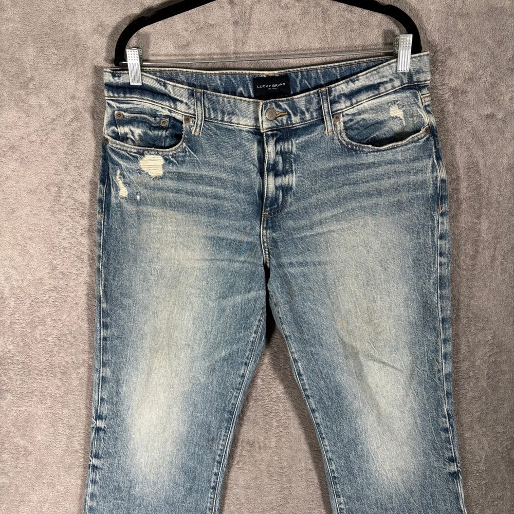 Lucky Brand Easy Rider Mid Rise Boot Jeans Women Fit 35x31 Light Wash Distressed - Picture 13 of 16
